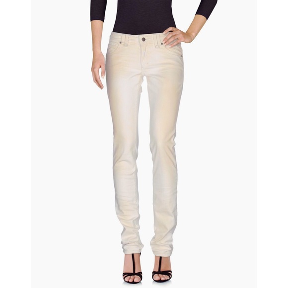 John Galliano Denim - JOHN GALLIANO Faded Skinny Boyfriend Jeans John Galliano Denim - JOHN GALLIANO Faded Skinny Boyfriend Jeans